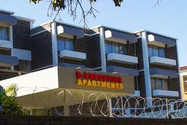 هتل R Executive Apartments