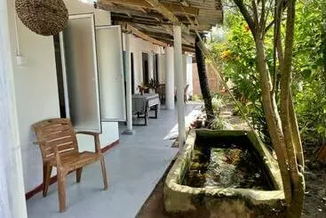 Pension  Senuri Guest House