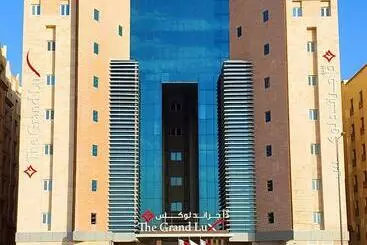 ホテル The Grand Lux