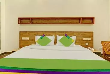 Hotel Treebo Delmont