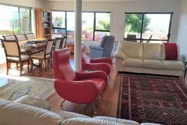 Otel Diana's Place Lake Road Lodge