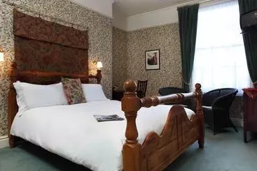 酒店 Holmwood House Guest Accommodation