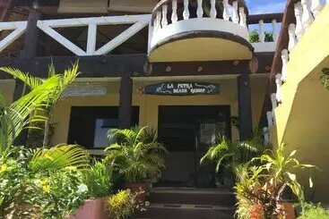 Hotel La Petra Beach Resort