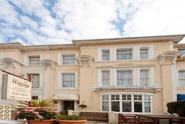 Szálloda The Montana