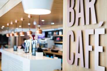 هتل Travelodge Cambridge Newmarket Road