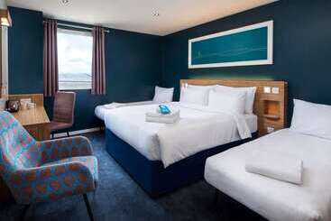 هتل Travelodge Cambridge Newmarket Road