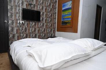 Hotel Coco Homes By Myroom