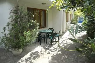 ペンション клуб агато полис стаи за семейна почивка