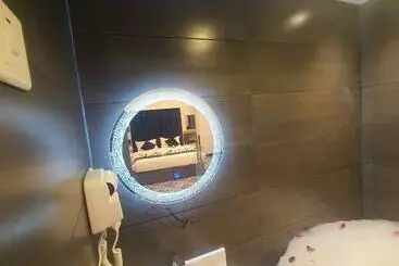 هتل آپارتمان سلافا للشقق المخدومة