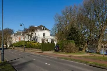 تختخواب و صبحانه Oase Van Haarlem, 15 Minuten Van Amsterdam