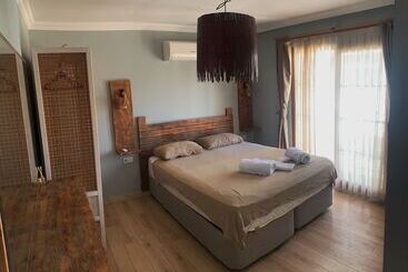 Nocleg ze śniadaniem Roop Alaçatı