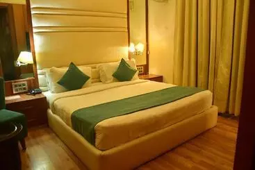 ホテル Millennium Inn, Prayagraj