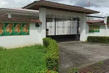 Pension  Hostal My House Your House