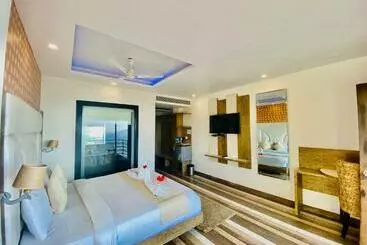 Hotel Aachman Nature Valley Resort Shimla