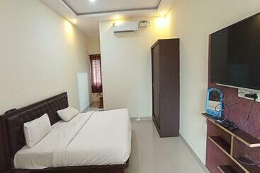 فندق Mg Residency