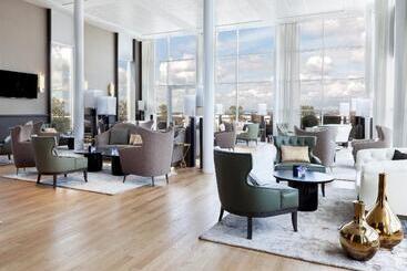 Ac Hotel By Marriott Paris Le Bourget Airport