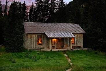 Отель Dunton Hot Springs