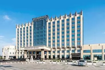 هتل Pullman Qingdao Ziyue