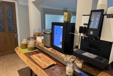 فندق Sinclairs Country Retreat