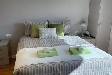 فندق Sinclairs Country Retreat