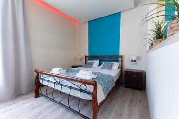 모텔 Noclegi Grill Solo