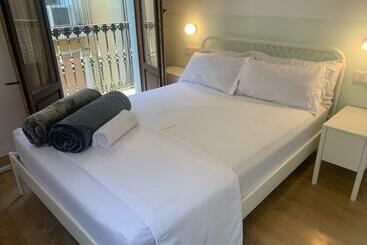 Пансион The Room Gotico