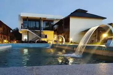 Hotel Ile Bay Resort
