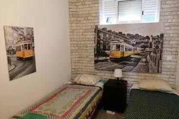 Pensão Paradise Space