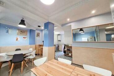 Пансион Az The Zity Hostel   Coliving