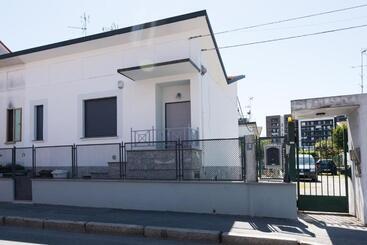 پانسیون Villino Liber