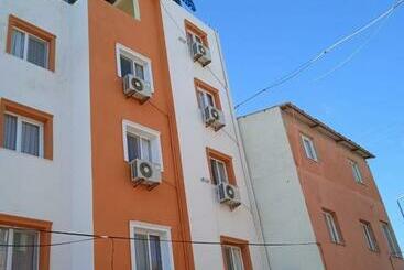 Zeybek Otel Seferihisar