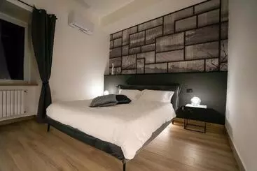 Hotelli La Banchina Luxury Suites