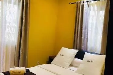 Human Hotel Ivato