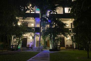 호텔 Crystal Palace