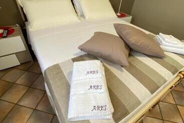 B&b Ares Castel Baronia