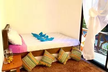 Hotelli Apo Diver Beach Resort