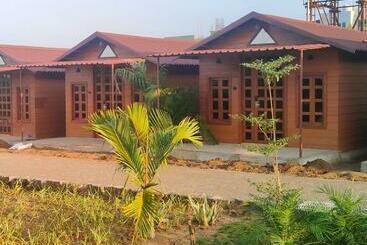 Hotel Nirvana Resort And Restaurant