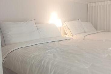 Pensão Blooming Guest House