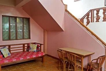 צימר Lola Itang Pension