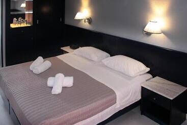 Skion Palace Beach Hotel Bungalows Boutique