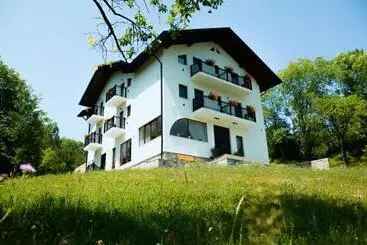Pensión Liniștea Codrului