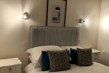 בית מלון כפרי Bar 145