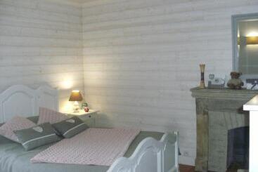 펜션 Grange Dans Ancien Corps De Ferme