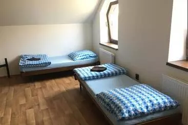 Retkeilymaja Restaurace U Kostela