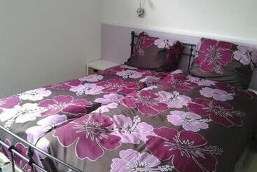 住宿加早餐  Bed En Breakfast Dirosa