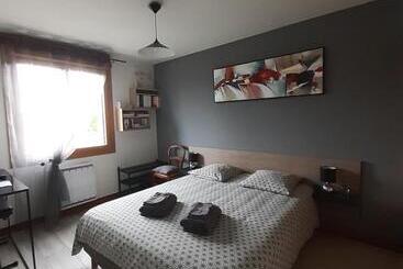 مبيت وإفطار Chambre D Hôte Le Bois Joli