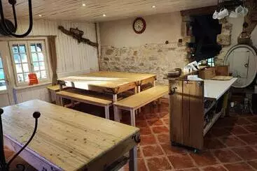 Aamiaismajoitus (B&B) Le Domaine Du Sens