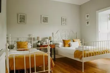 Bed and Breakfast Abbeyview House