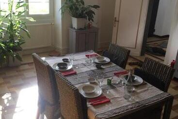 ベッドアンドブレックファースト L Intemporelle