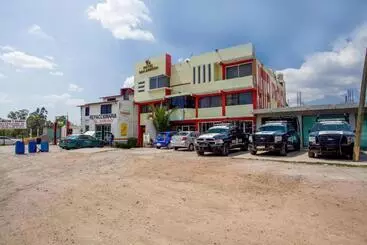 ホテル Oyo  San Agustin